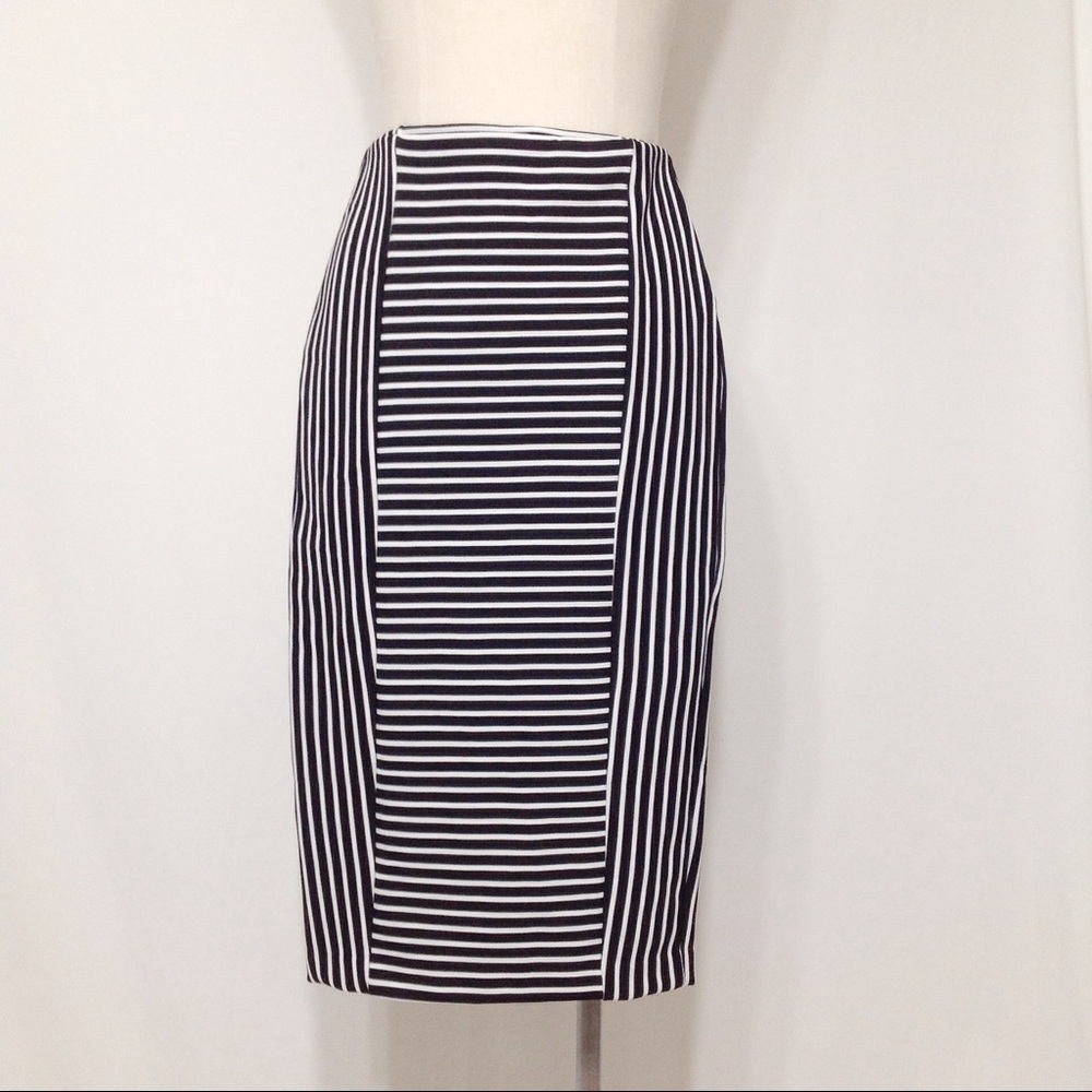 Skirt, Midi, Black and White Stripe.